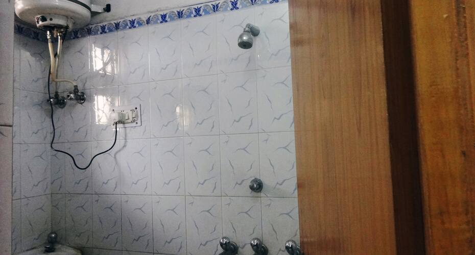 Elysium Guest House, Haridwar 4